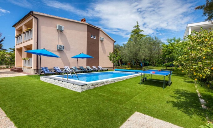 Fazana Villa | Villa Ketty in Fažana with playground, sea view and private pool