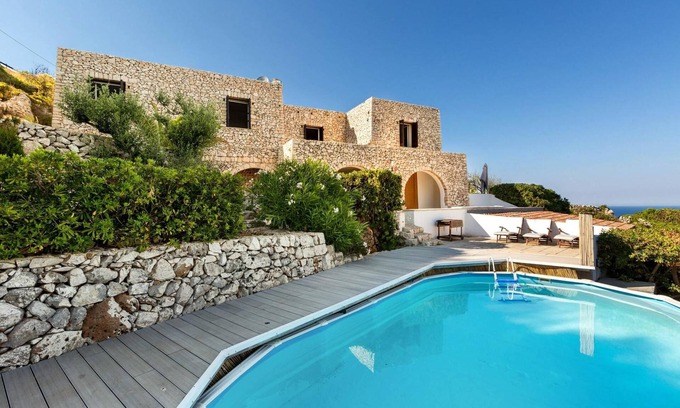 Gagliano del Capo Villa | Villa 'La Mecca' with Sea View, Wi-Fi and Air Conditioning
