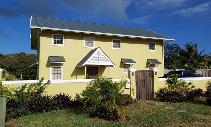 Canaan Villa | VILLA LAKE HAVEN Beautiful Villa at Lakes Edge, Architectural Designed