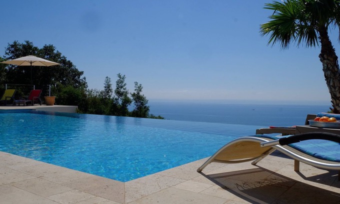 Les Issambres Villa | Villa Le Fanal panoramic sea view infinity pool quiet 8 - 10 pers