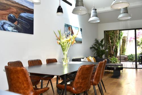 Cannes City Centre Villa | Villa Le Loft by Festif Azur 4-Star 200m2 House with Garden, 5-Min Walk to Palais des Festivals and Beaches