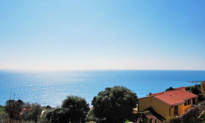 Cipressa House | Villa Liguria - pure relaxation, perfect view over the sea with private pool