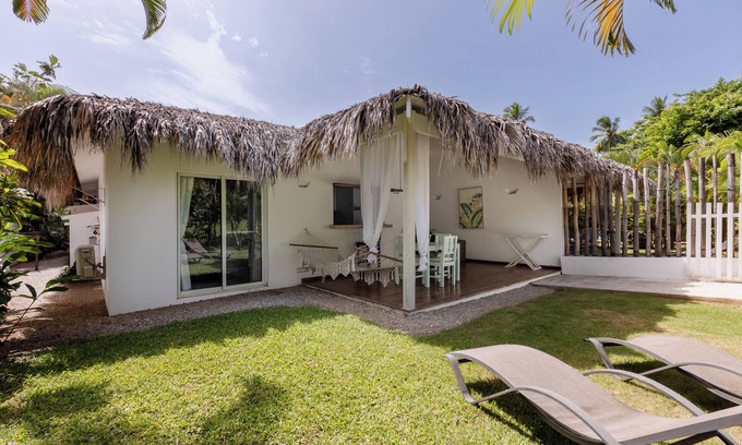 Las Terrenas House | Villa Los Suenos 1 Center/beach/STARLINK