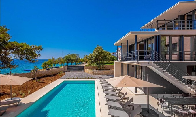Kozino House | Villa Luca