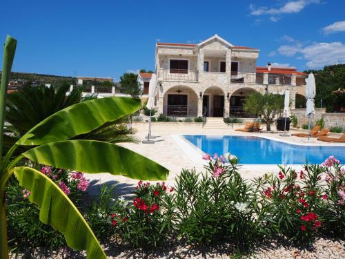 Poljica Apartment | Villa Ludilo mit 4 Apartments in Poljica - Marina bei Trogir Split