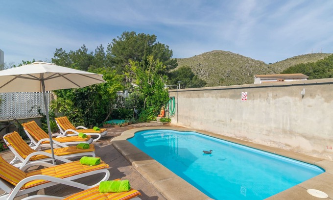Alcudia Villa | VILLA LUNA - Beautiful villa with private pool. Free WiFi.