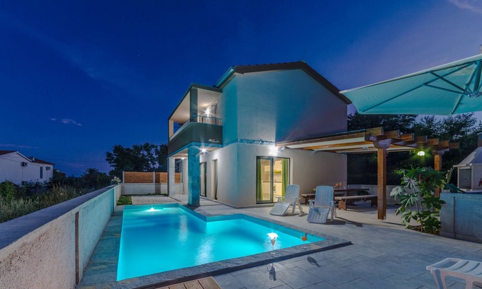 Privlaka Villa | Villa Lusia - Modern villa with pool