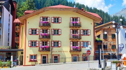 Madonna di Campiglio Hotel | Villa Madonna