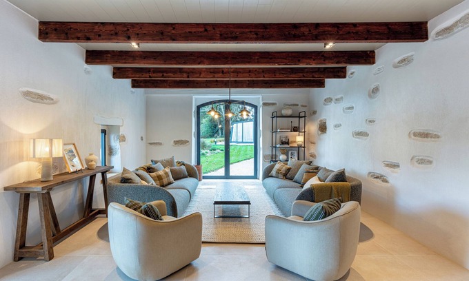 Tremeoc Villa | Villa Mamm Gozh: imagine an exceptional place in the heart of the Bigouden region.