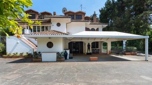 Camaiore Villa | VILLA MANGANELLI 12, Emma Villas