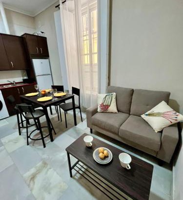 Old Town Apartment | Villa María Cádiz centro, "preferente para mayores de 25 años y familias "