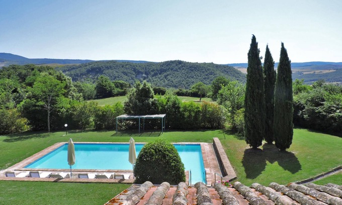 Il Poggio Villa | Villa Mealli Large Private Pool Wifi - 3445
