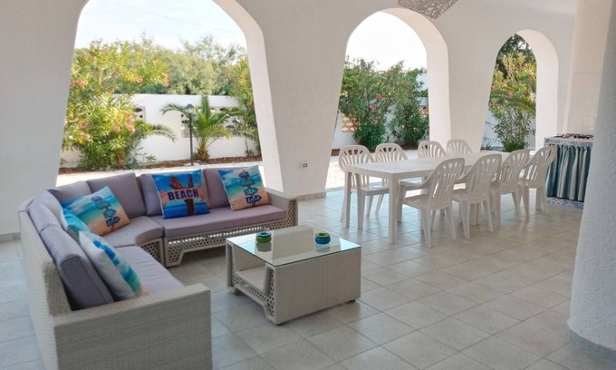 Punta Prosciutto Villa | Villa 'Mediterranea Punta Prosciutto' with Private Terrace, Wi-Fi and Air Conditioning