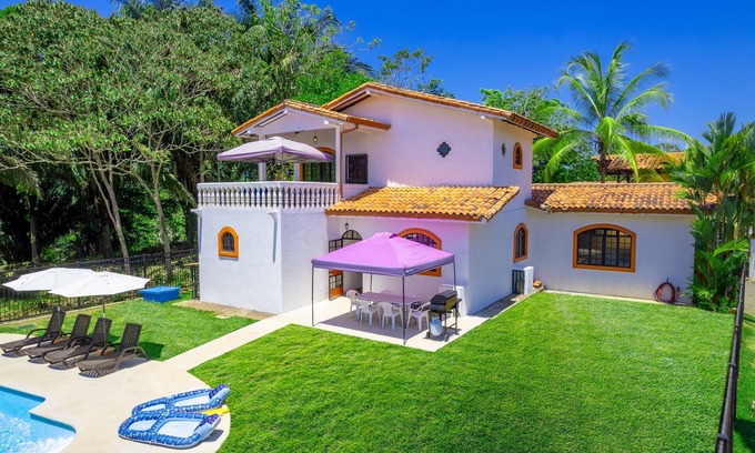 Hills of Esterillos House | Villa Meilleur · Stylish Coastal Escape with Pool