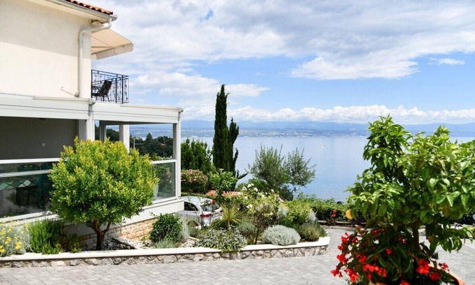 Medveja Apartment | Villa Mia in Medveja - Kvarner Region/Villa Mia in Medveja - Appartement für 4-5 Personen AP2