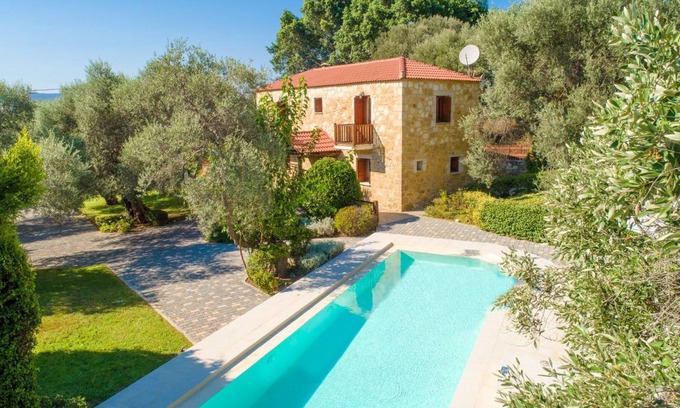 Kolymbari Villa | Villa Miguela: Large Private Pool, A/C, WiFi, Eco-Friendly - 2303