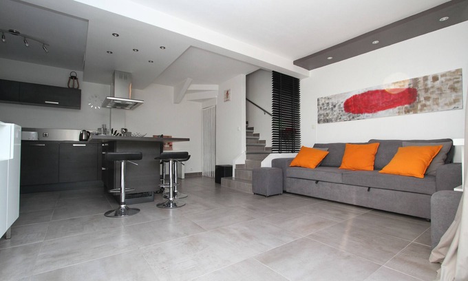 La Cote Radieuse House | Villa Moderne à deux pas de la plage