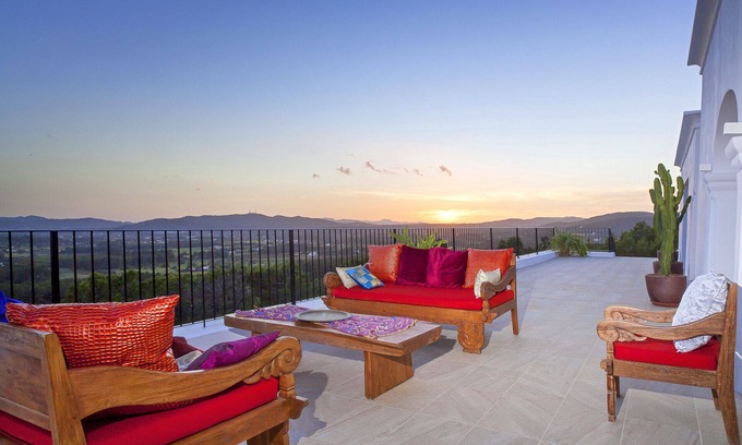 Santa Eulalia del Rio Villa | Villa Morna, tranquility in ibiza
