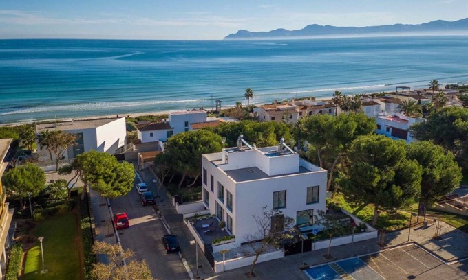 Muro Villa | Villa 'Naturamar' with Private Terrace, Wi-Fi and Air Conditioning
