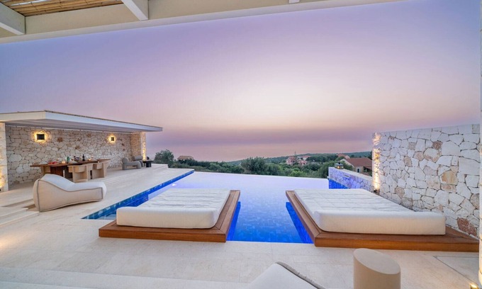 Antipata Villa | Villa Norma - Casta Diva Luxury Accommodation