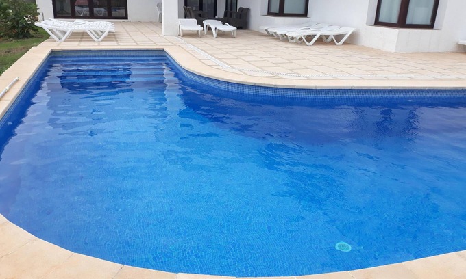 Ciutadella de Menorca Ski Chalet | Villa of 385 m with garden, private pool, garage, 500 m from the beach and FREE wi
