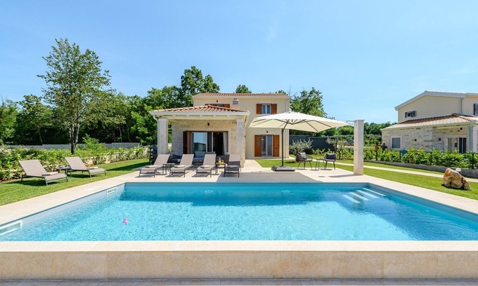 Tinjan Villa | Villa Oliva Muntrilj with pool and garden