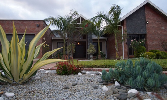 Harare Villa | Villa on 28 - Near RG Mugabe Airport - 7 min Drive