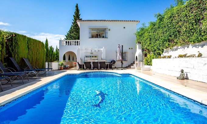 Torreblanca Villa | Villa 'Ophelia' with Sea View, Heated Pool & Wi-Fi
