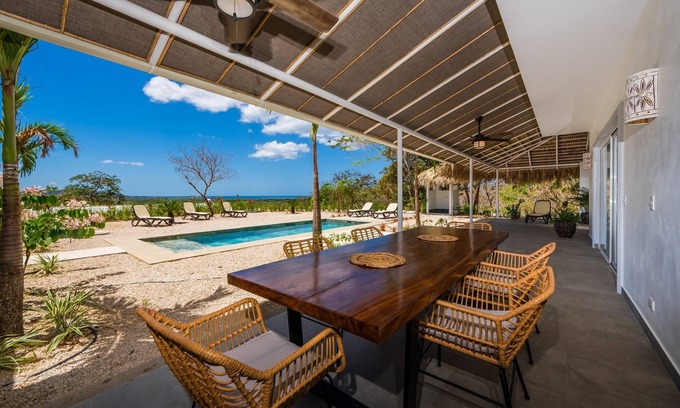 Rio Seco Villa | Villa Pacha Luxe Sea View