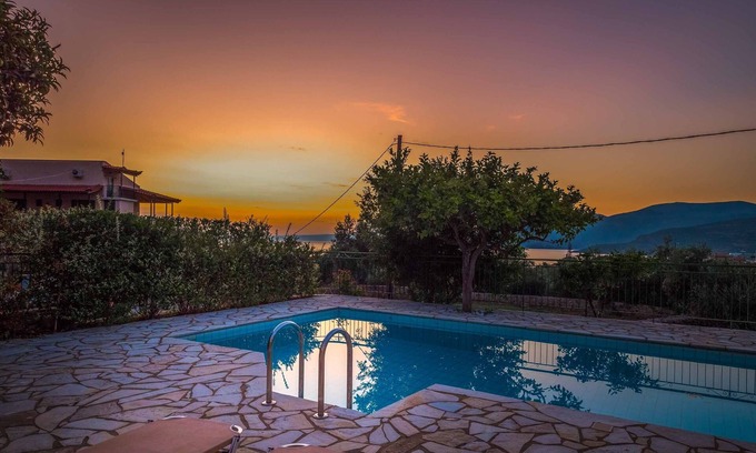 Kardamyli Villa | Villa Palataki II - One Bedroom Villa, Sleeps 2