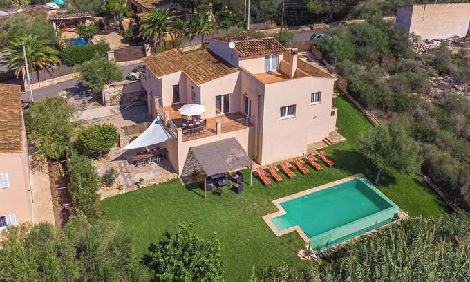 Portopetro House | "Villa Paqui" 10-minutes from Cala Mondragó with Infinity Pool, Garden & Wi-Fi