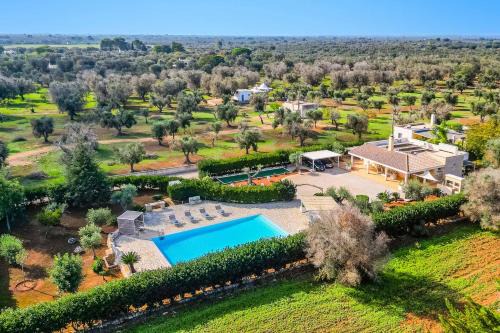 Carovigno Villa | Villa Peppe by Villa Plus
