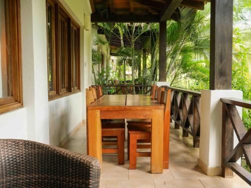 Las Escobas del Venado House | Villa Perla A Surfer's Dream