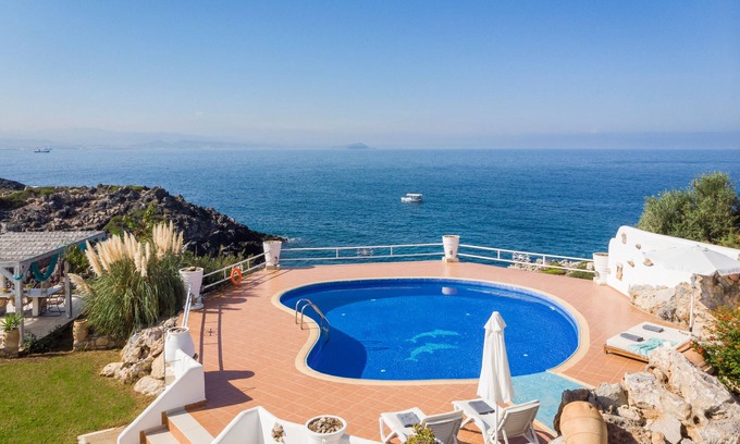 Stavros Villa | Villa Phaedra 7 bedroom villa