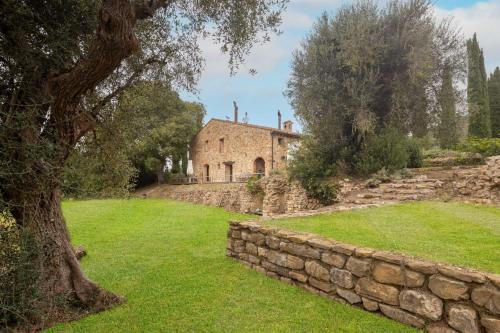 Campagnatico Villa | Villa Pieve Vecchia by VacaVilla