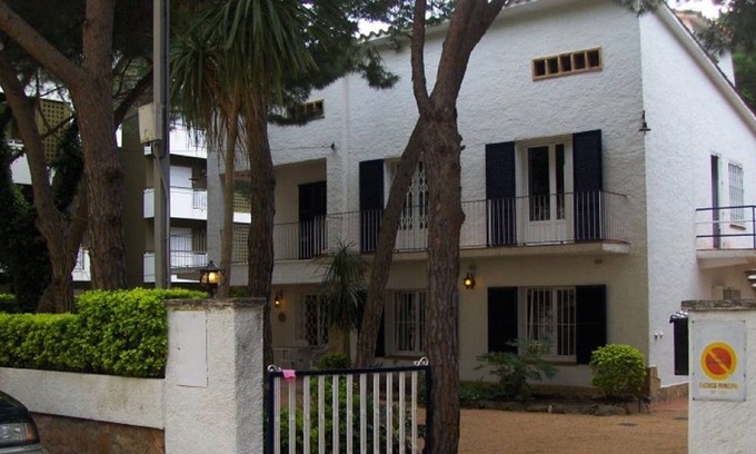 Platja d'Aro Villa | Villa, Playa de aro, 10 pers, 100 m from the beach, Private parking
