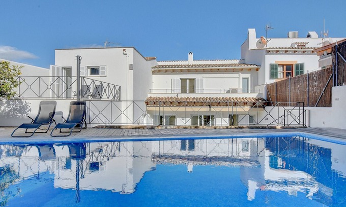 Port d'Andraitx Villa | Villa Port Andratx with private saltwater pool, terraces and lawn garden