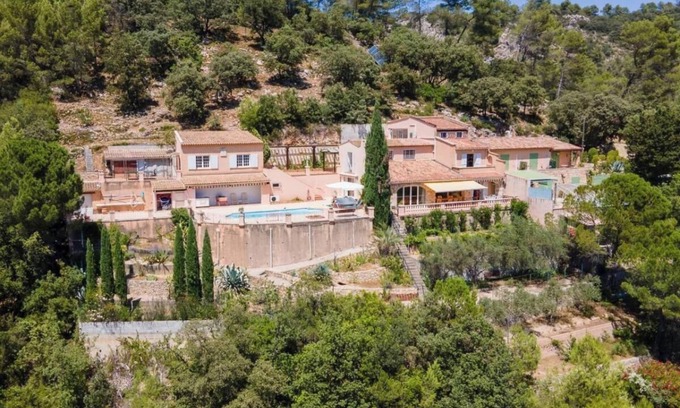 Vins-sur-Caramy Villa | Villa Primrose – A Peaceful Retreat in the Heart of Provence