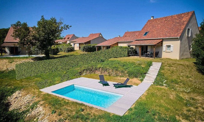 Lanzac Villa | Villa, private pool, detached, 2 bathrooms 8 people