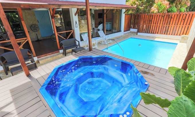 Villas Del Mar Villa | Villa| PrivatePool| Heated Jacuzzi| DailyCleaning