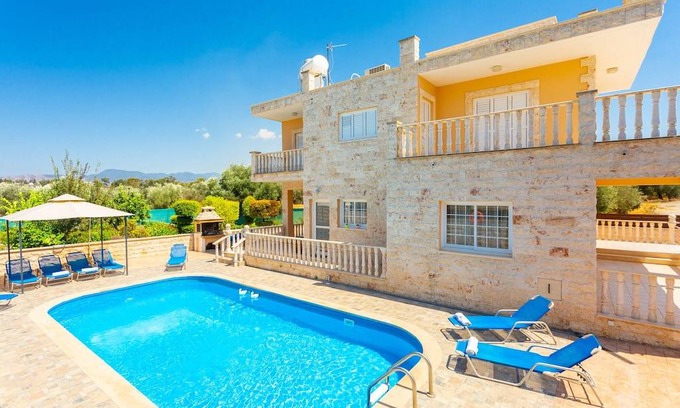 Prodromi Villa | Villa Prodromi: Large Private Pool, A/C, WiFi