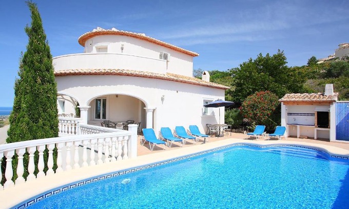 Rafol de Almunia Villa | Villa Puesta del Sol by Interhome