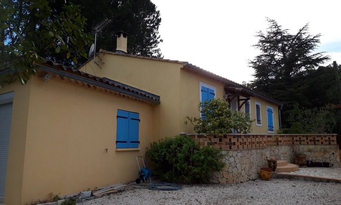 Cogolin Villa | Villa Rénovée, à 5 Minutes du Centre et D'un Supermarché