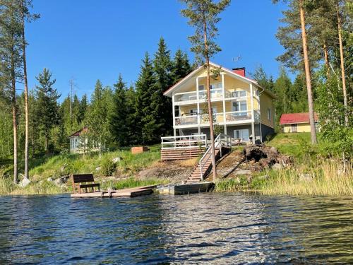 Parikkala Villa | Villa Rantakallio with jacuzzi