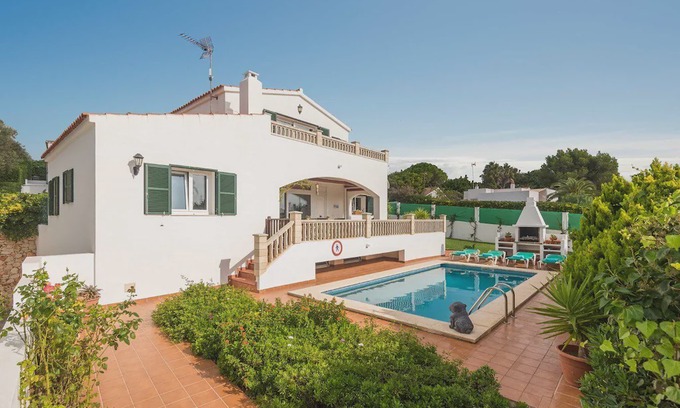 Binisafua Villa | Villa Rasen: Large Private Pool, Walk to Beach, Sea Views, A/C, WiFi