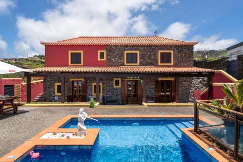 Lombada Velha House | Villa Roque by An Island Apart
