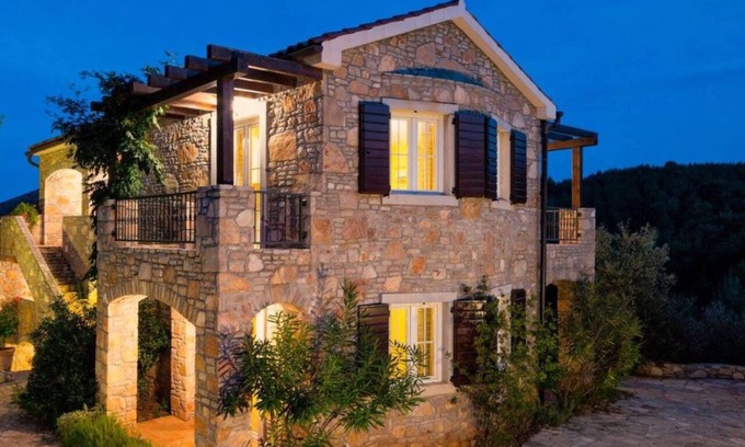 Cove Basina (Jelsa) Apartment | Villa ROSA - Beautiful Mediterranean apartment Agave with sea view and pool