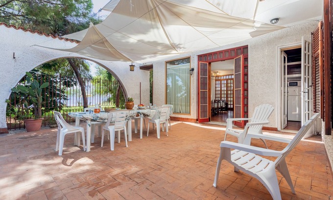 Santa Flavia Villa | Villa "Rossana sul Mare" with Private Outdoor Terrace, Shared Garden and Wi-Fi