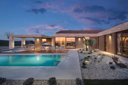 Brtonigla Villa | Villa Royale Croatia with Golf Green in Brtonigla