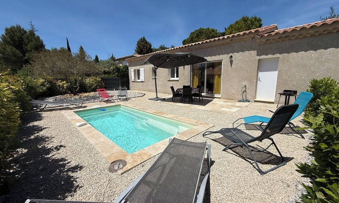Mormoiron Villa | Villa SANTA with swimming pool - Clim- Wi-Fi - Parking